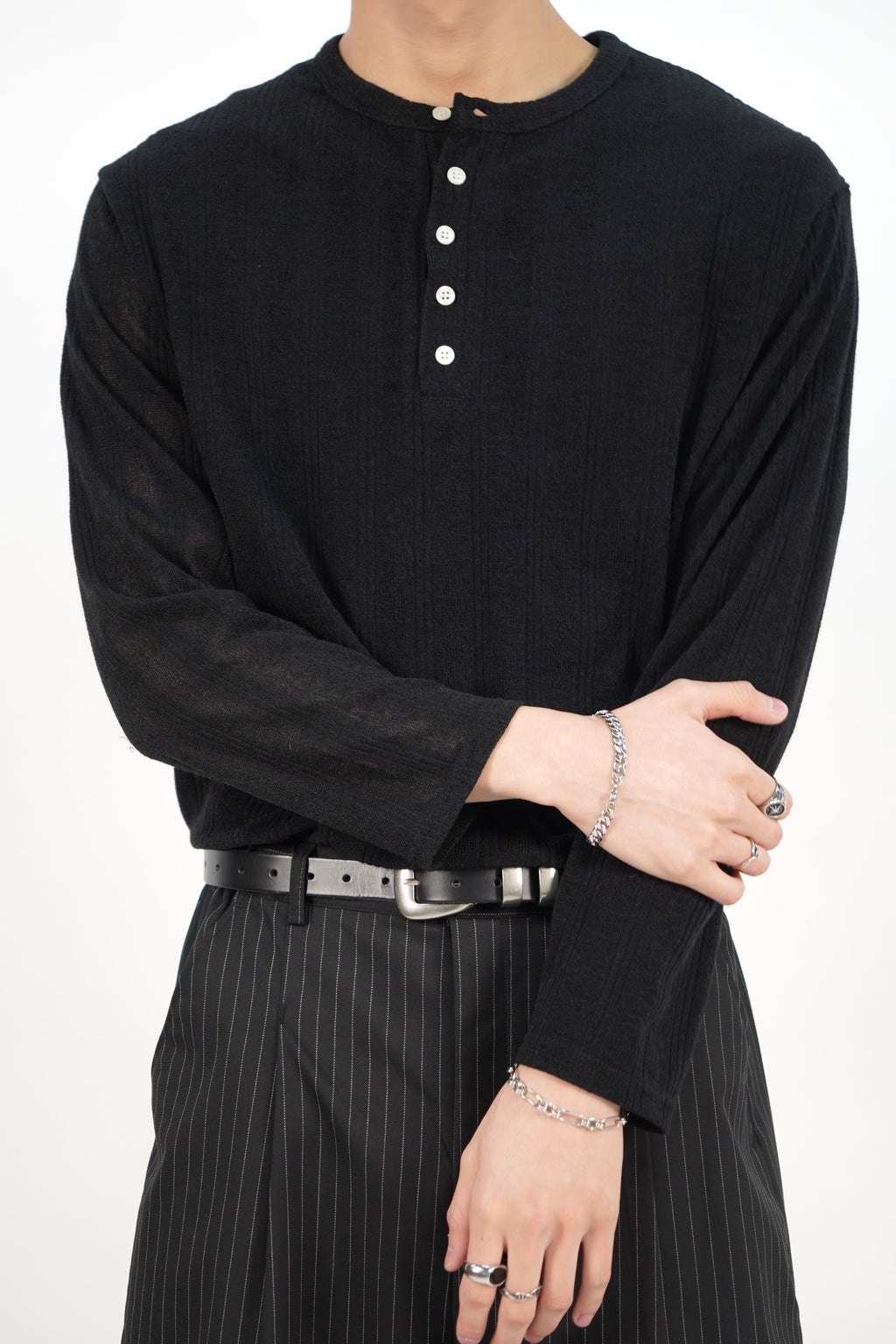 薄款亨利領針織衫