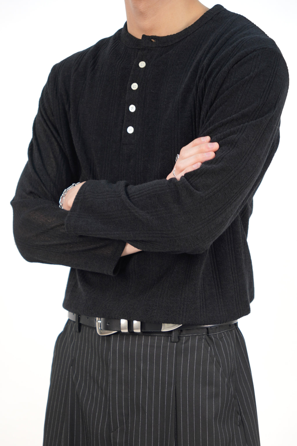 薄款亨利領針織衫